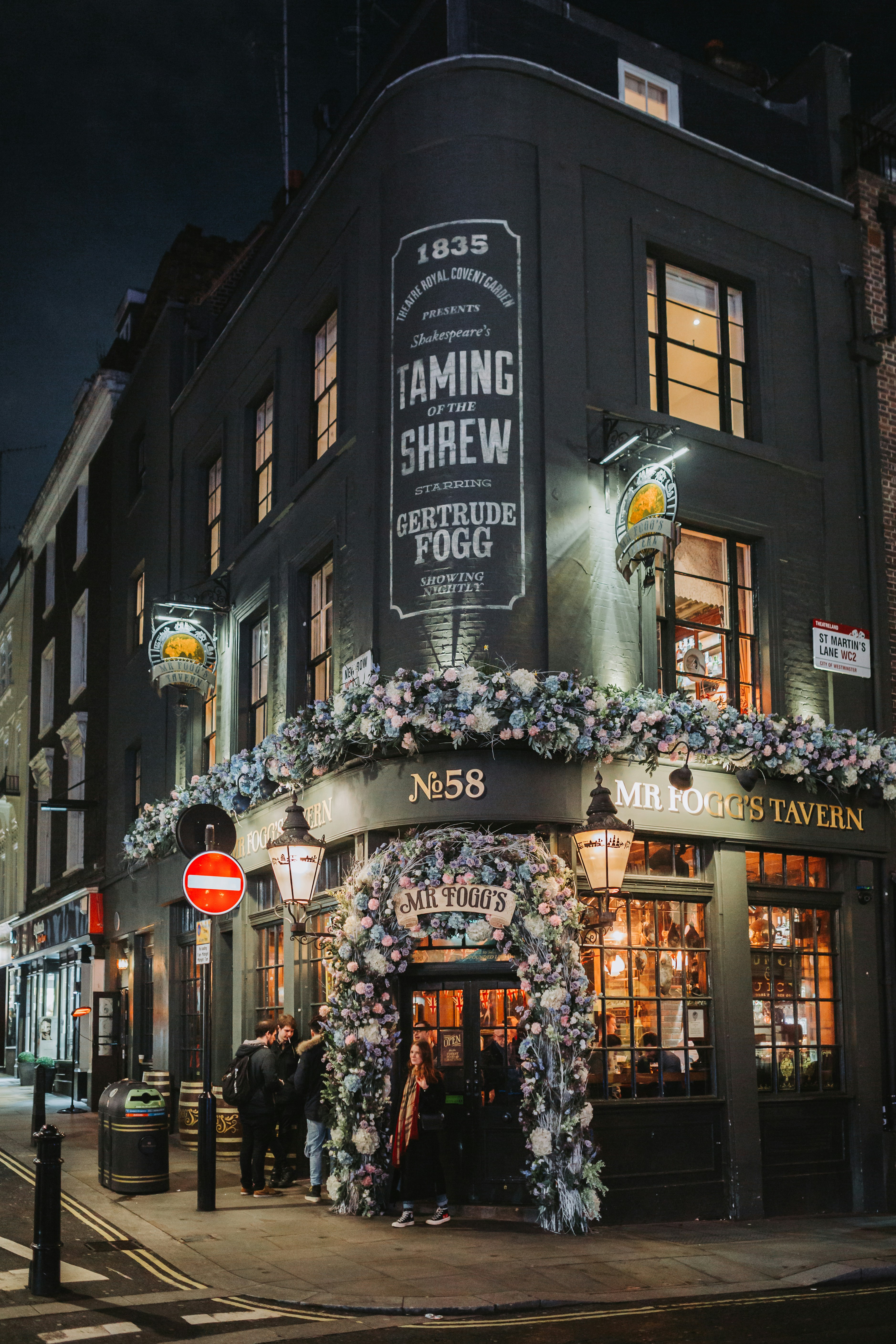 foggs tavern london