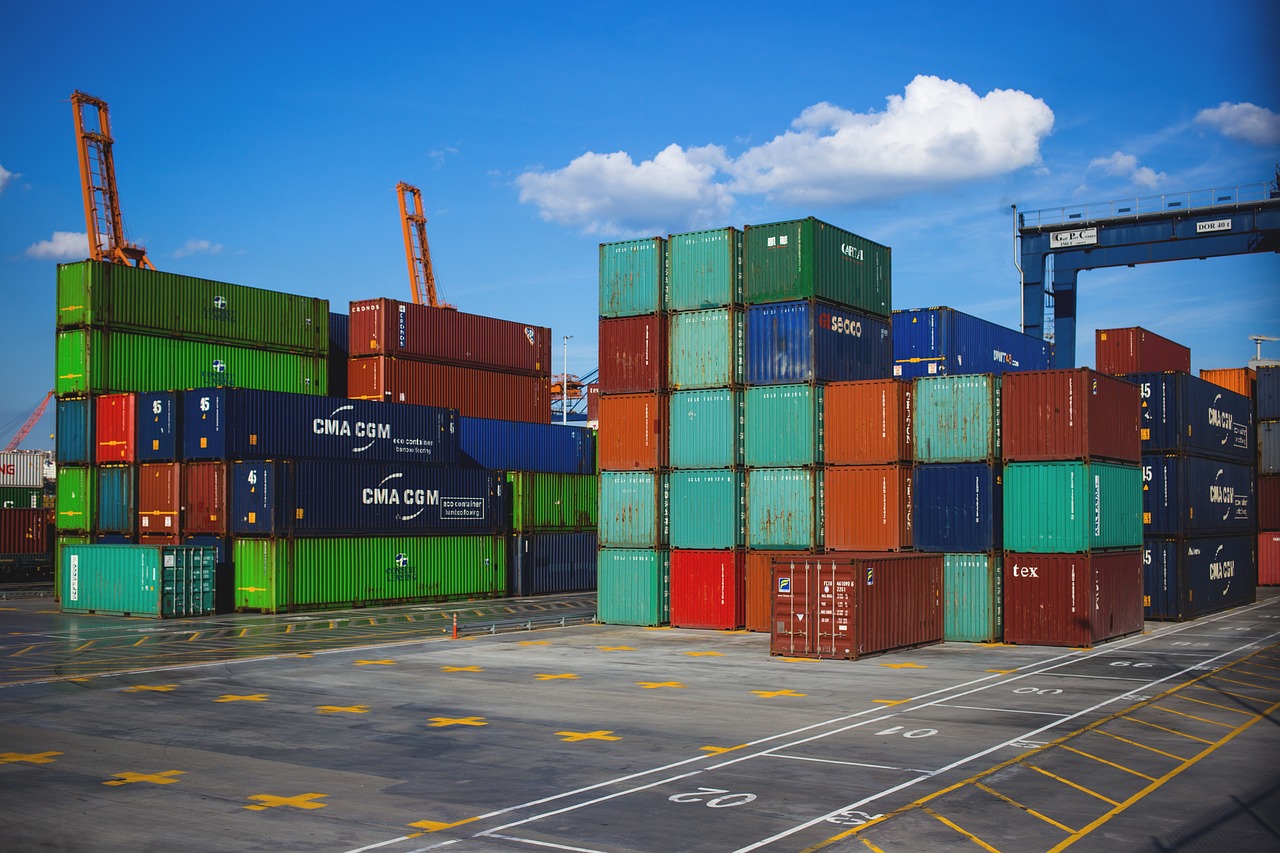 uk port containers